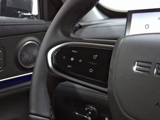 Ebro S800 1.5 TGDI PHEV Premium E-CVT