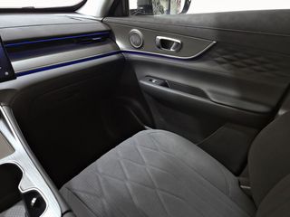 Ebro S800 1.5 TGDI PHEV Premium E-CVT