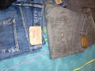 Lote Vaqueros Levi's, Armani, Diesel x 40€