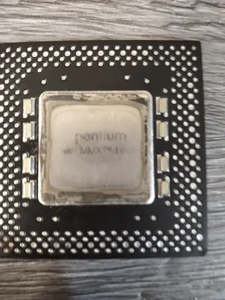 Procesador Intel Pentium MMX SL23V