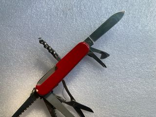 Canivete Victorinox Champion (sem lâmina pequena)