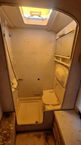 Caravana para restaurar