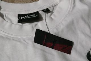 Camiseta Freddy vs Jason M Branca