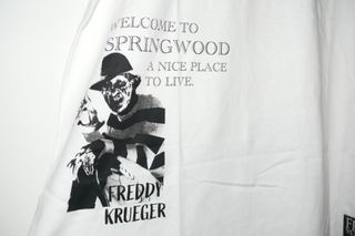 Camiseta Freddy vs Jason M Branca