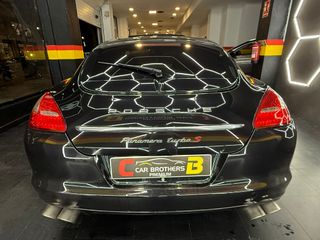 Porsche Panamera TURBO S