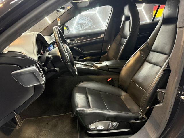 Porsche Panamera TURBO S