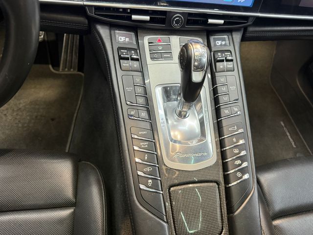 Porsche Panamera TURBO S