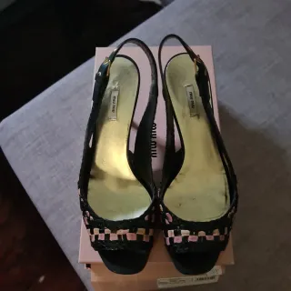 Sandalias Miu Miu Negras y Rosas