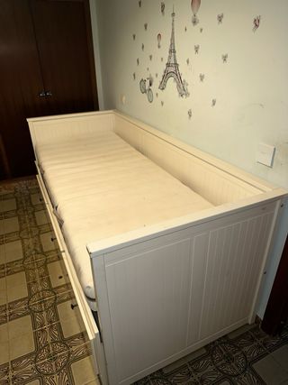 Cama individual convertible en sofá