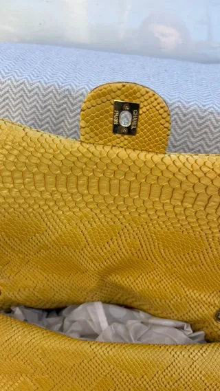 Bolso Chanel Piel Serpiente Amarillo