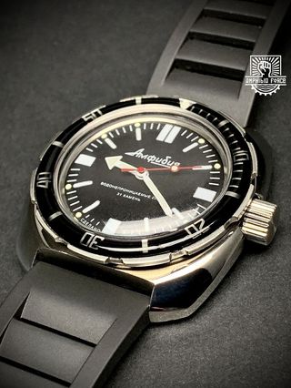 Vostok Amphibia 710916 Bisel tipo baquelita. Nuevo