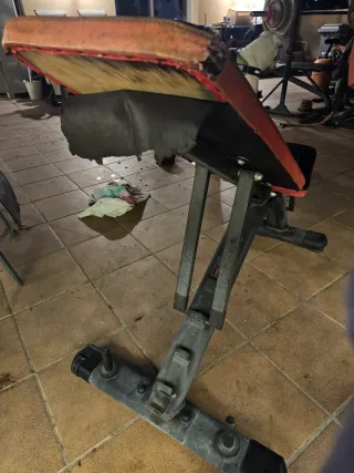 Banco de pesas ajustable