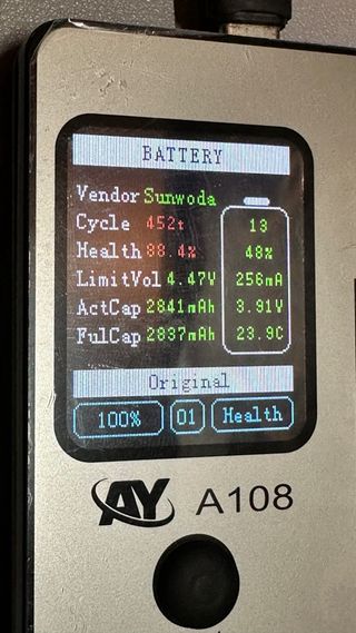 Batería iPhone 13 - 88%. Original Apple 