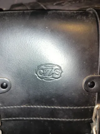 Alforja Moto Custom CZS Negra Cuero