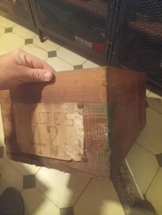 Caja industrial vintage CULOTES 42