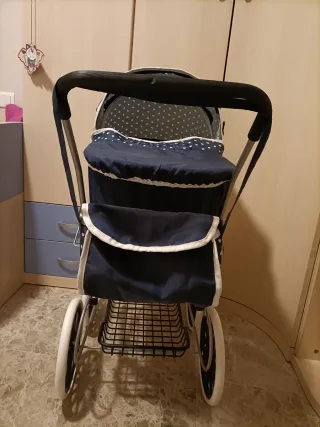 Cochecito de muñecas plegable