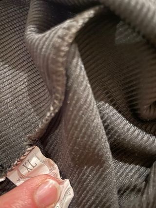 Camiseta asimétrica sin mangas