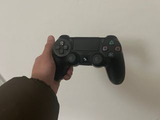 Consola PS4 Slim 1TB Negra