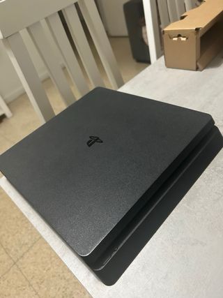 Consola PS4 Slim 1TB Negra