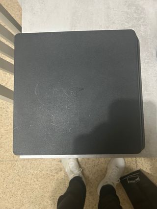 Consola PS4 Slim 1TB Negra