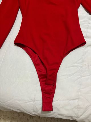 Body Zara Rojo Corazón Manga Larga