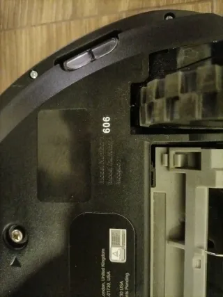 Robot aspirador Roomba 606