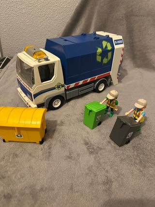 Camión de basura Playmobil.