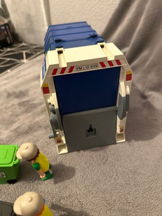 Camión de basura Playmobil.