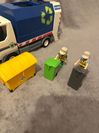 Camión de basura Playmobil.