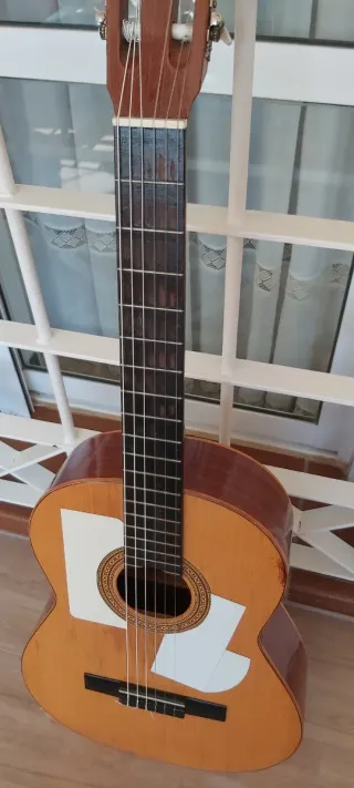 Guitarra Admira Sevilla