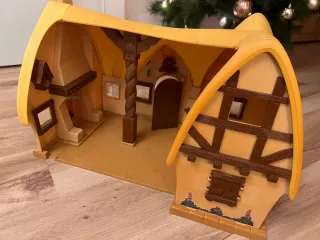 Casa de juguete Blancanieves y los 7 enanitos