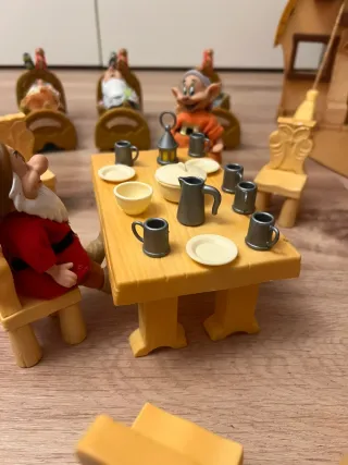 Casa de juguete Blancanieves y los 7 enanitos