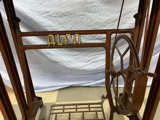 Máquina de coser Alfa 20