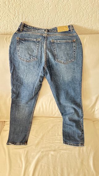 Pantalón vaquero Zara azul
