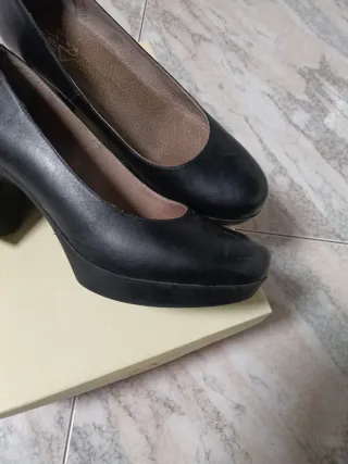 Zapatos de piel negros para mujer