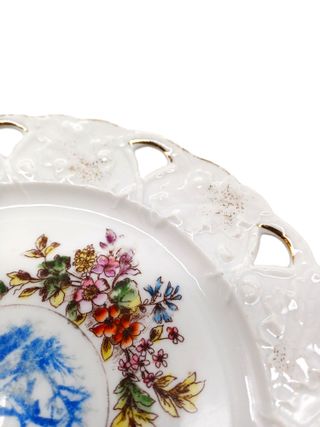 Antico piatto porcellana traforata stile Liberty