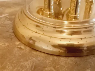 Relógio Analógico Dourado Cúpula Vidro