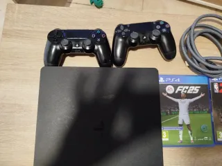 PS4 (PlayStation 4) Nera + 2 Controller