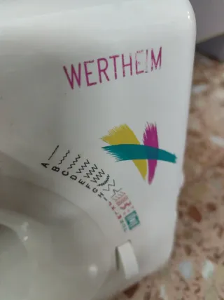 Máquina de coser Wertheim