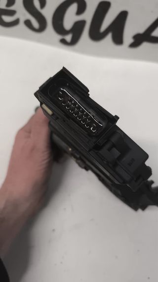 Motor+Centralita elevalunas dcho VW.Golf III GTI