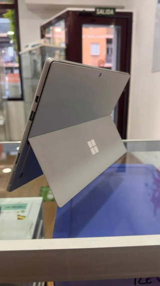 Surface Pro 6 128GB i5 8GB RAM Plata 2018