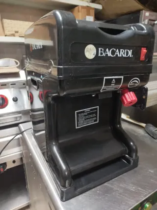 Máquina Picadora de Hielo BACARDI