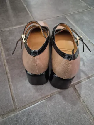 Scarpe Rachel Marvi beige e nere