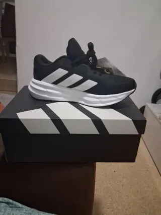 Adidas Bambas Negras y Blancas