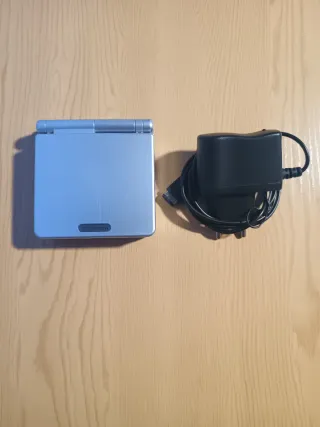 Nintendo Game Boy Advance SP Gris + Cargador