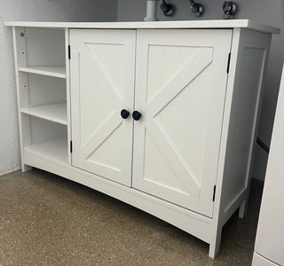 Mueble de baño blanco