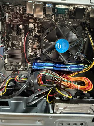 Ordenador Servidor Workstation Gigabyte