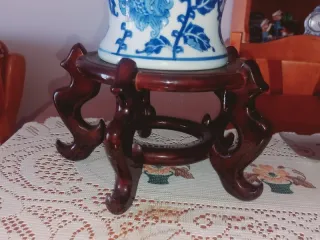 Jarro Decorativo Porcelana Azul e Branco