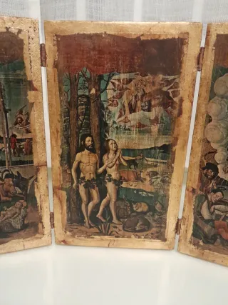 Tríptico religioso antiguo