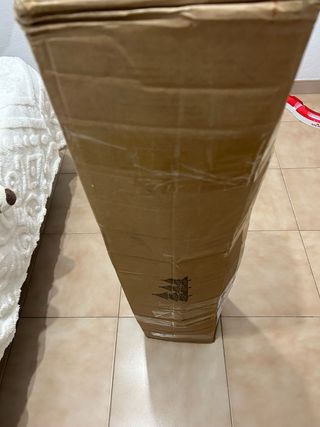 Árbol de Navidad Verde nevado , mide 1,80cm